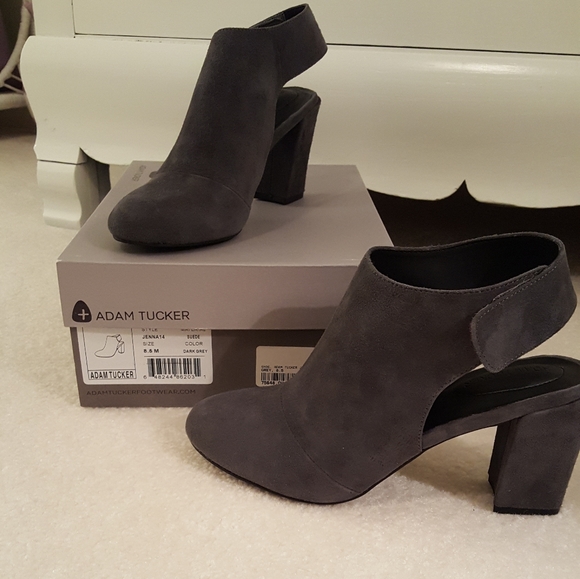 LIKE NEW Adam Tucker Jenna Gray Suede Booties (Velcro Strap, Exposed Heel) 8.5 - Picture 5 of 7